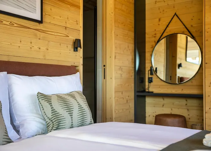 Mad Retreat فندق