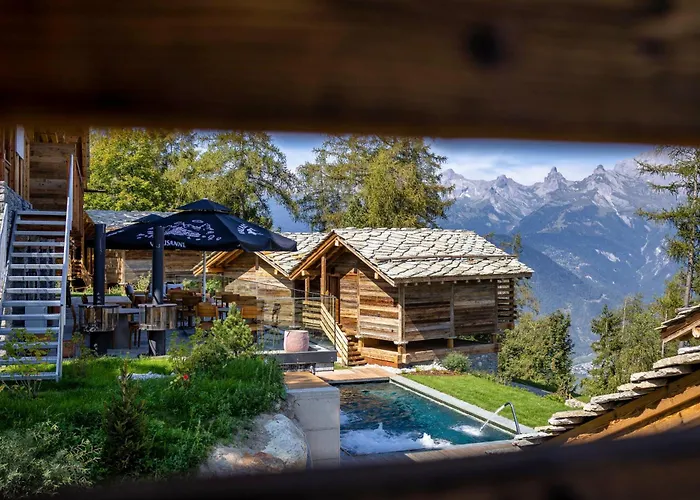 Mad Retreat فندق *