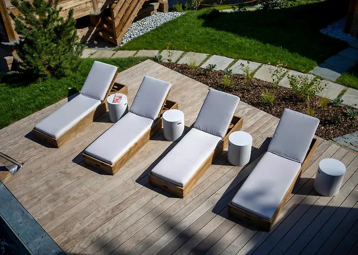 Mad Retreat نينداز