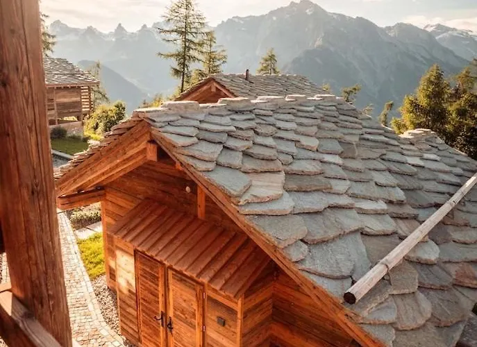 فندق Mad Retreat